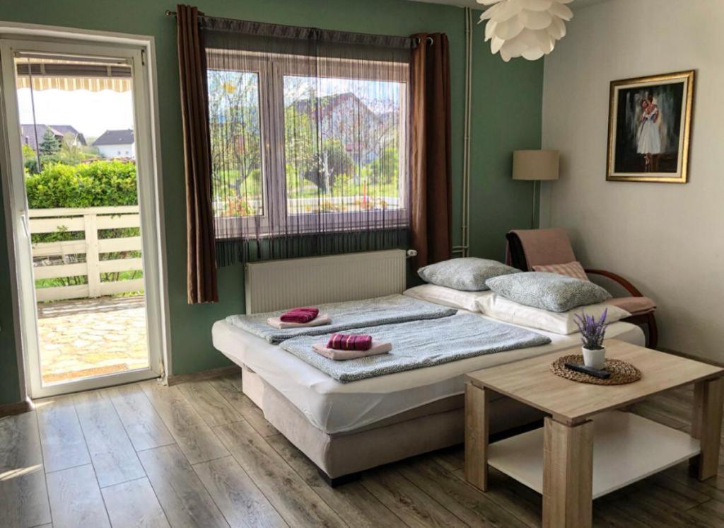House Antonia Hotel Grabovac Kültér fotó