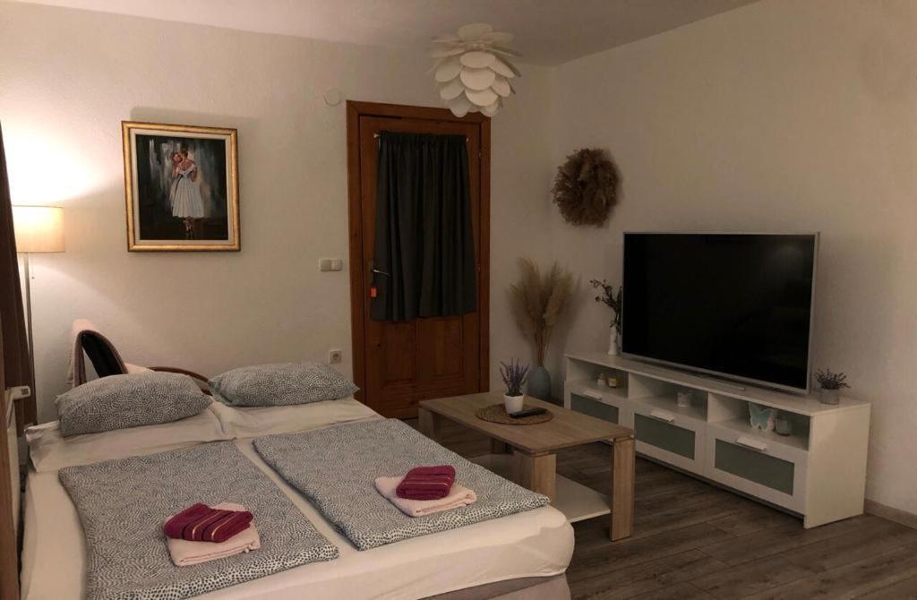 House Antonia Hotel Grabovac Kültér fotó