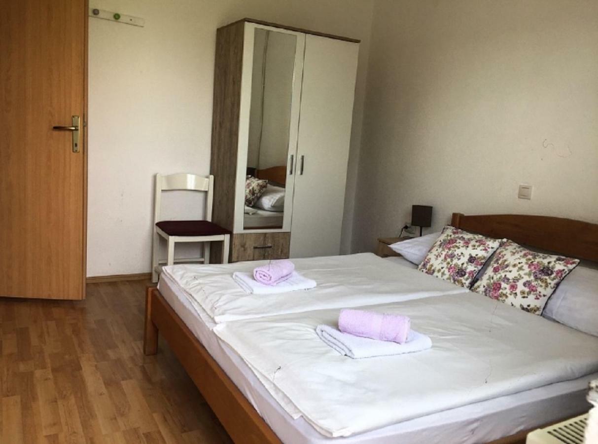 House Antonia Hotel Grabovac Kültér fotó