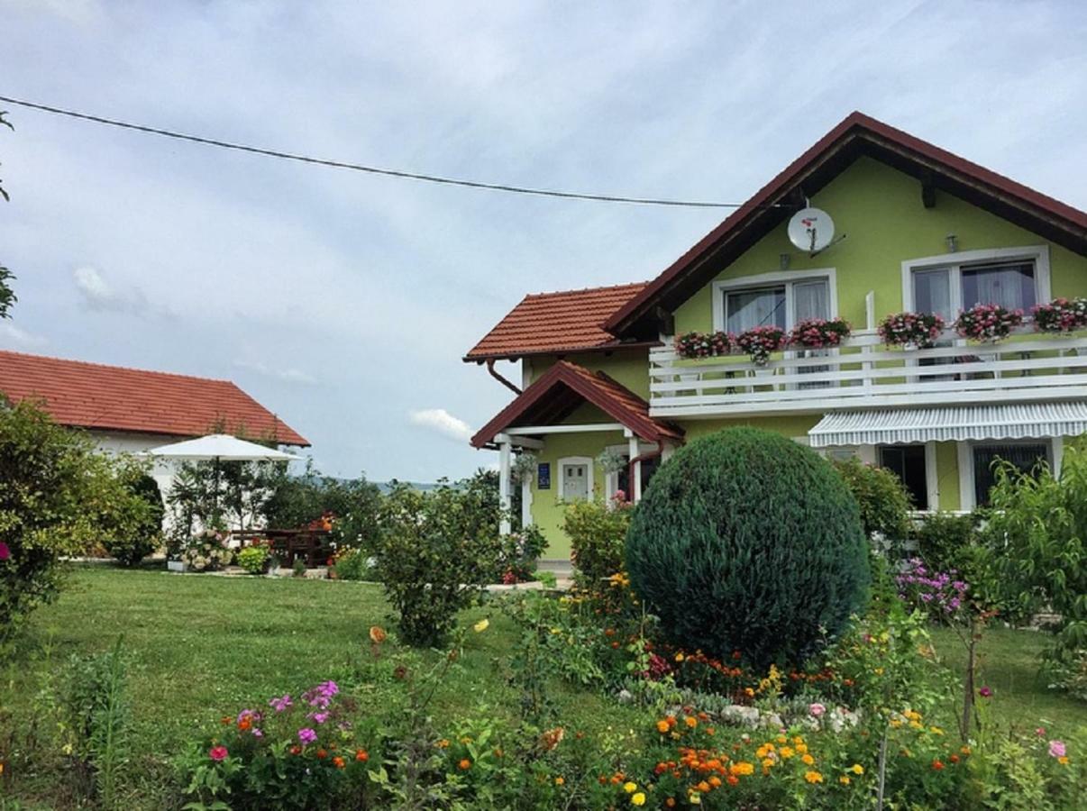 House Antonia Hotel Grabovac Kültér fotó